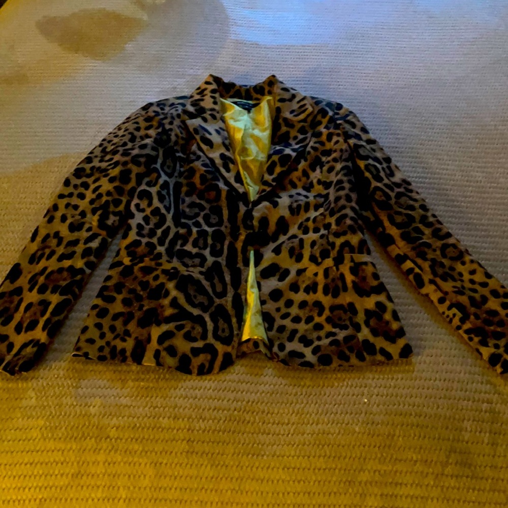 Leopard blazer